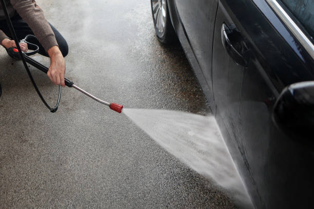 Why Choose Our Certified Pressure Washing Experts for Your Project Needs in Calipatria, CA?